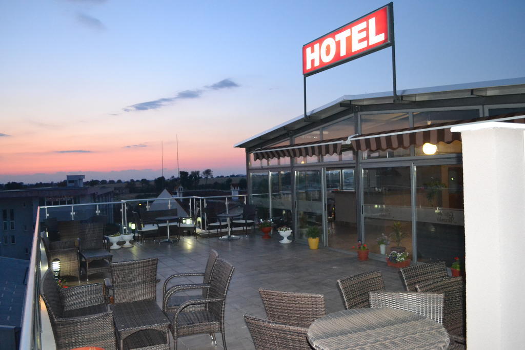 Alexander Hotel Asenovgrad Eksteriør bilde